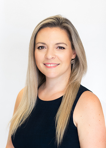 Photo of Kristen Ewen